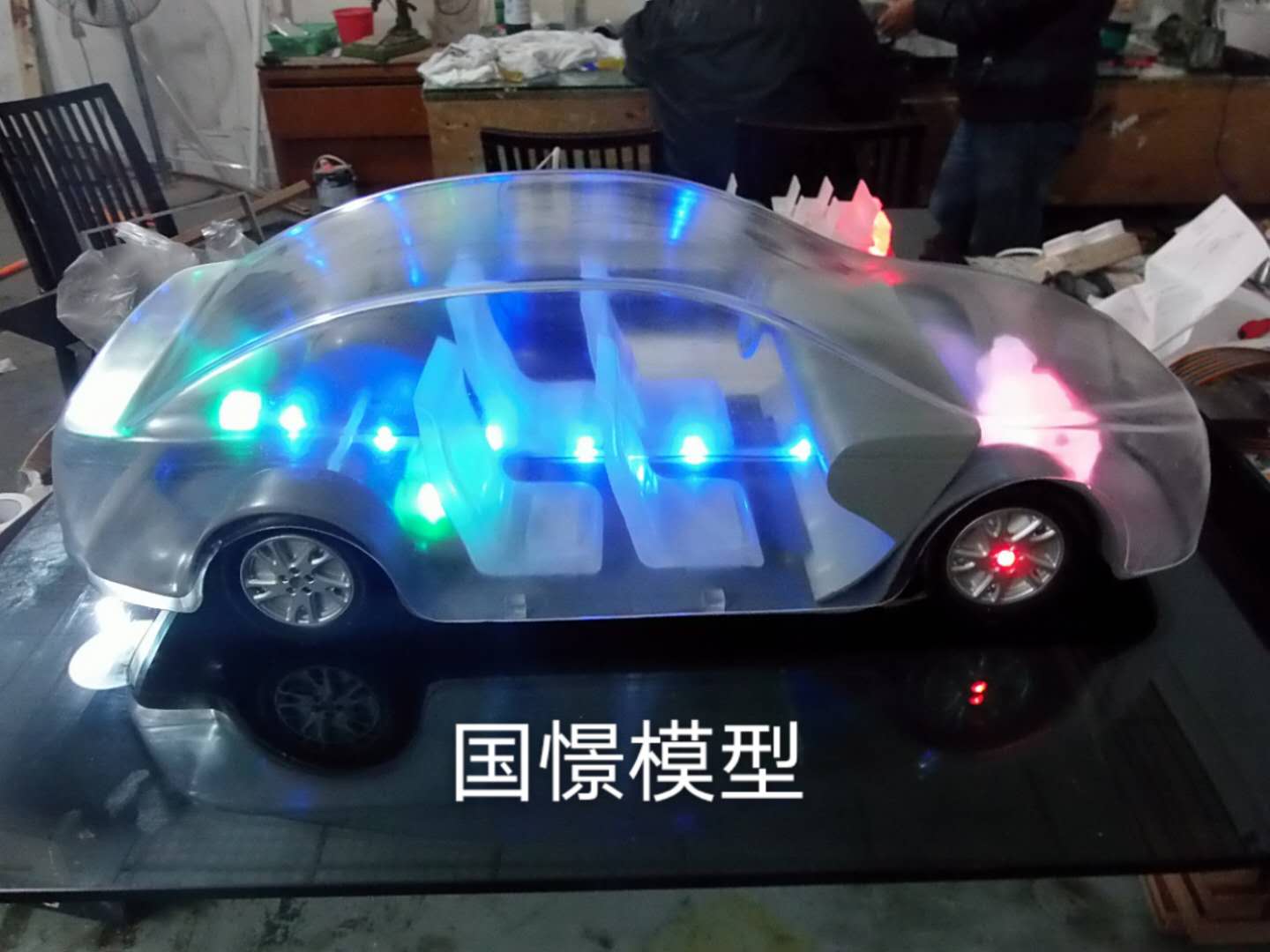 凤凰县透明车模型
